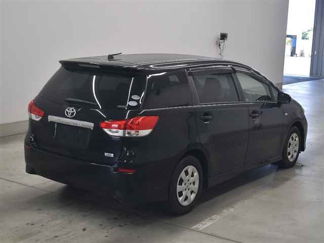 TOYOTA WISH 2012