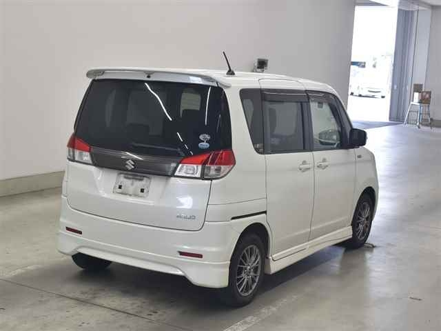 SUZUKI SOLIO 2012