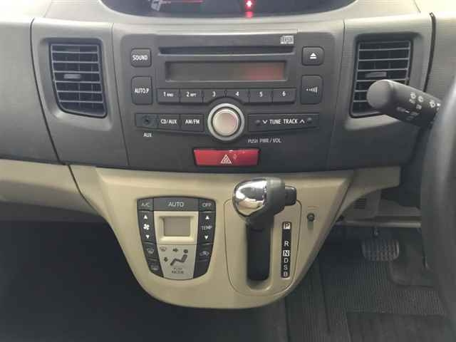 DAIHATSU MOVE 2010
