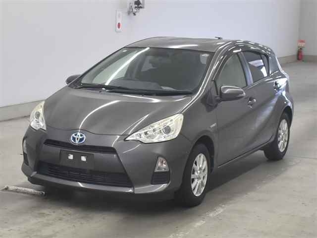 TOYOTA AQUA 2014