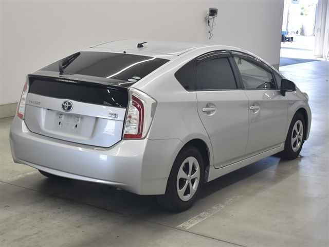 TOYOTA PRIUS 2014