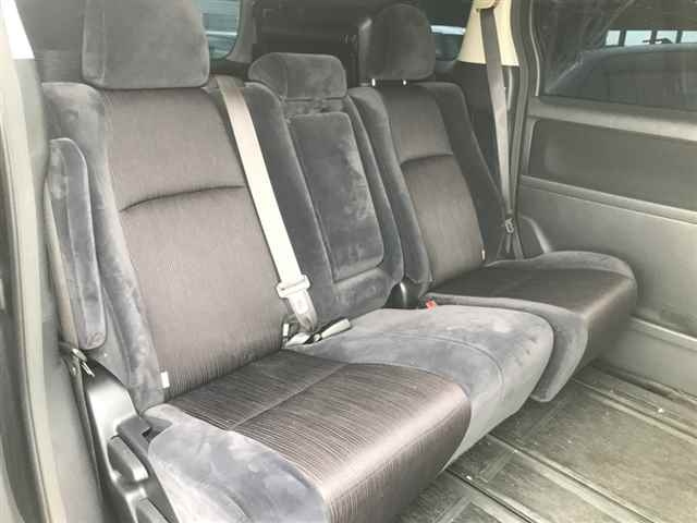 TOYOTA VELLFIRE 2009