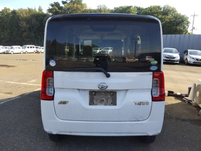 DAIHATSU TANTO 2014