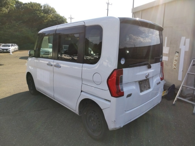 DAIHATSU TANTO 2014