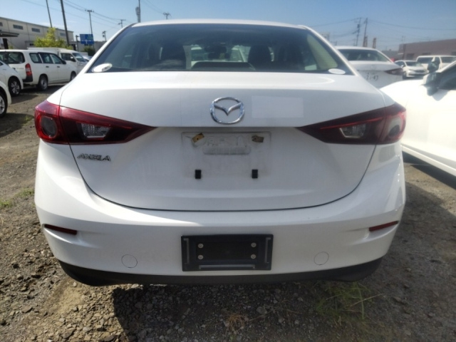MAZDA AXELA 2015