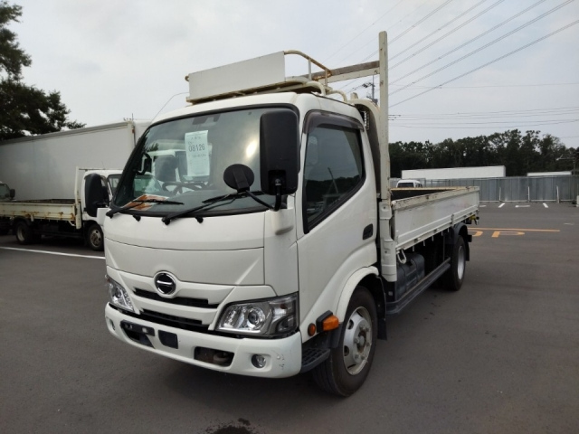 HINO DUTRO 2021