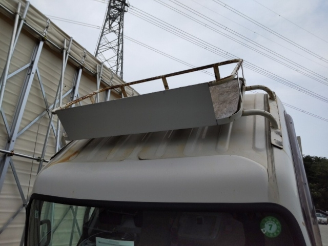 HINO DUTRO 2021