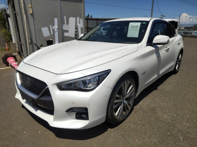 NISSAN SKYLINE 2020