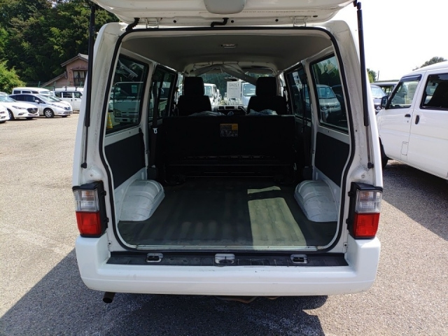 MAZDA BONGO VAN 2018