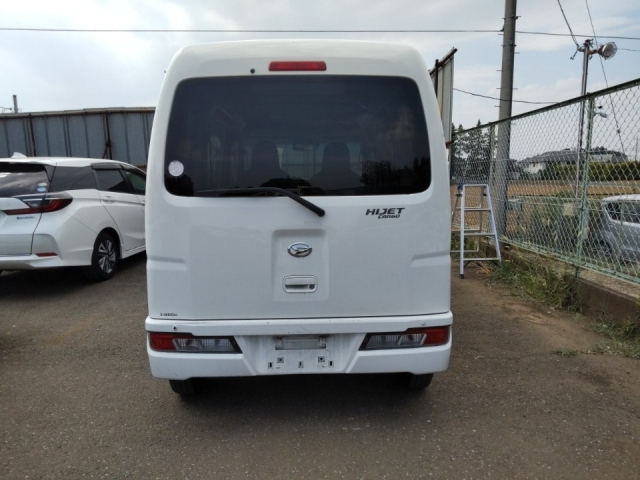 DAIHATSU HIJET VAN 2018