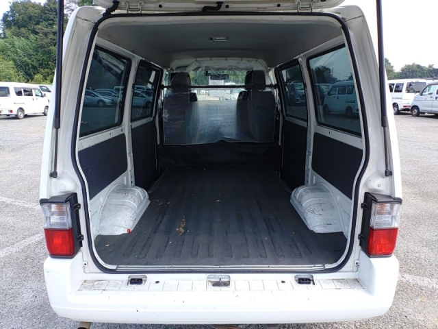 MAZDA BONGO VAN 2018