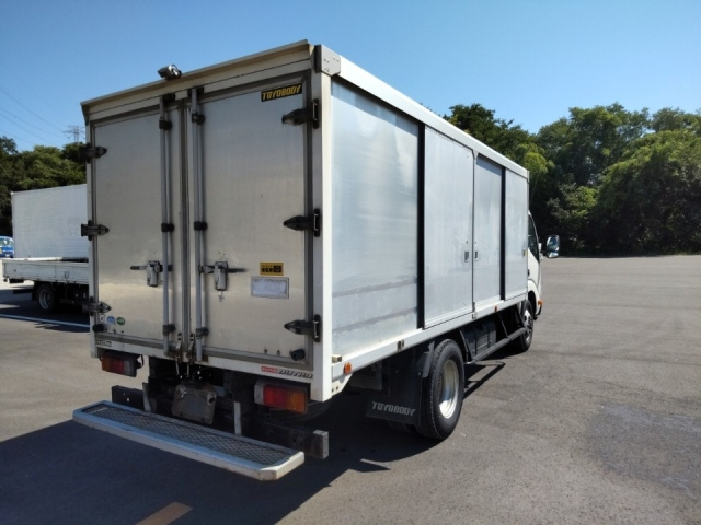 HINO DUTRO 2019