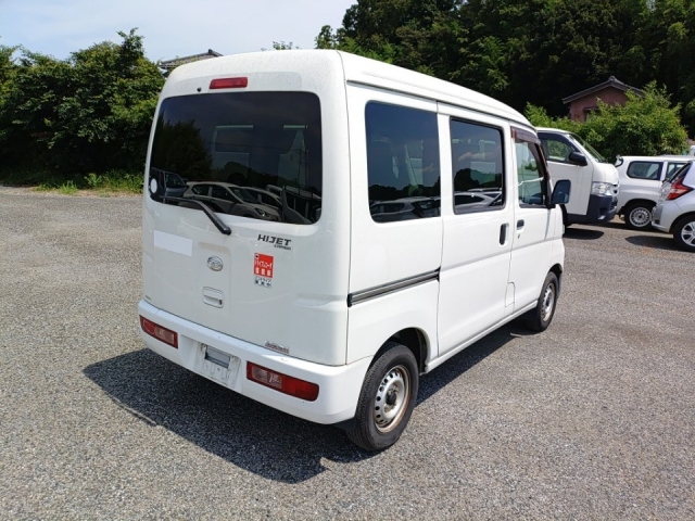 DAIHATSU HIJET VAN 2017