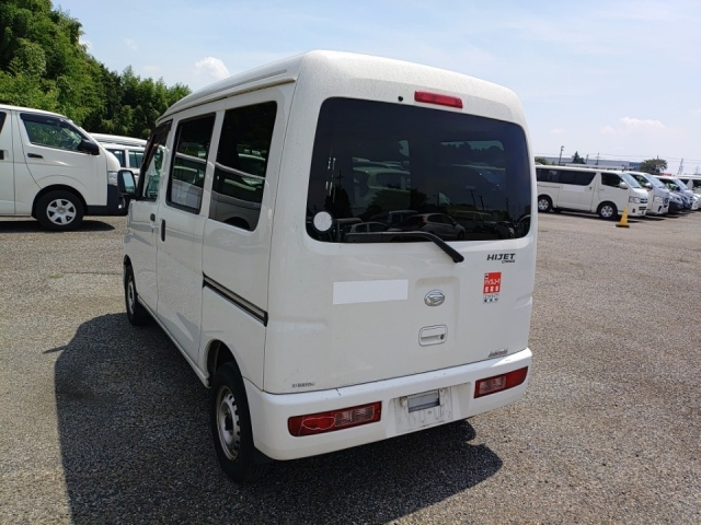DAIHATSU HIJET VAN 2017