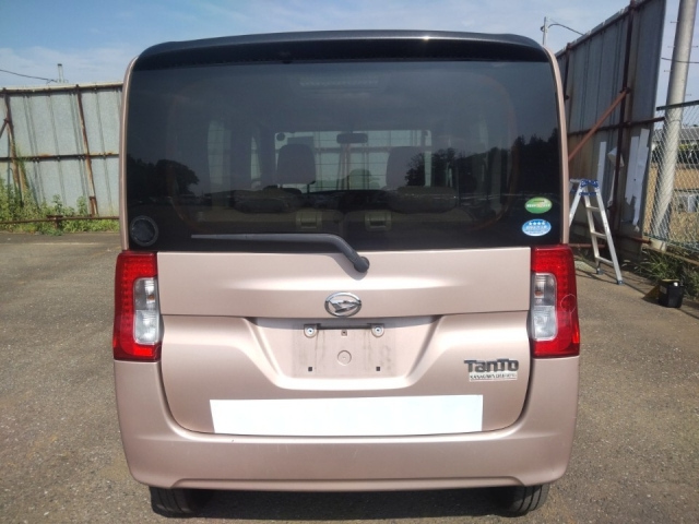 DAIHATSU TANTO 2016