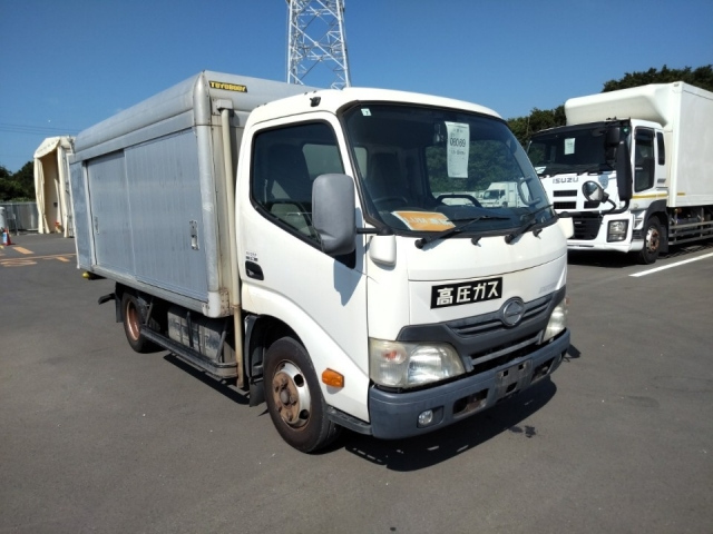HINO DUTRO 2013