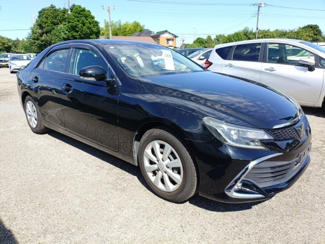 TOYOTA MARK X 2018