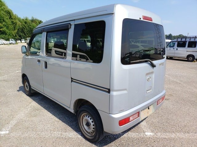 DAIHATSU HIJET VAN 2011