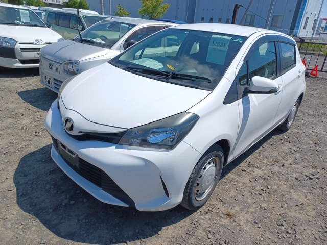 TOYOTA VITZ 2014