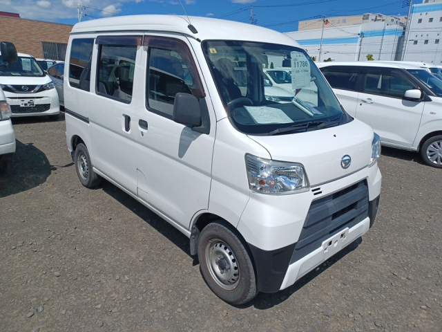 DAIHATSU HIJET VAN 2019