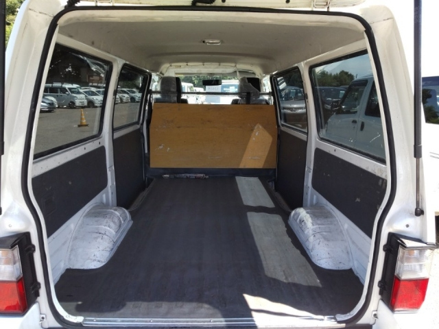 MAZDA BONGO VAN 2018