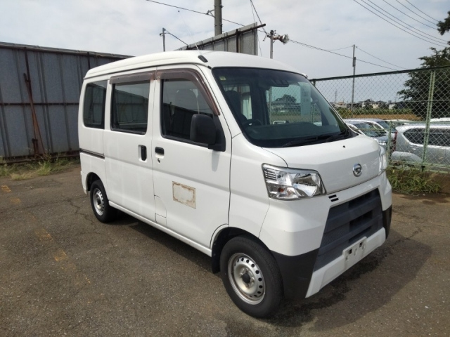 DAIHATSU HIJET VAN 2019