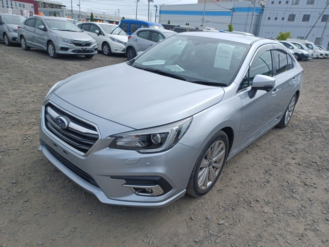 SUBARU LEGACY B4 2020