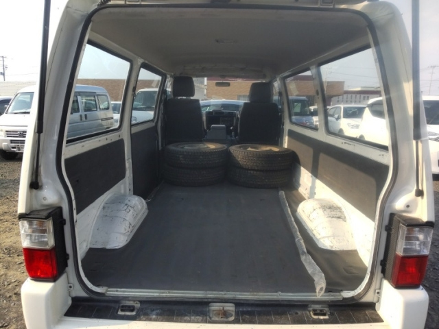 MAZDA BONGO VAN 2018