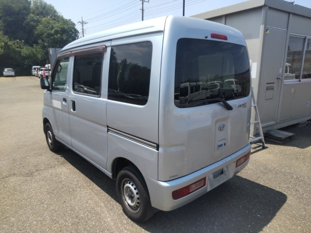 DAIHATSU HIJET VAN 2015