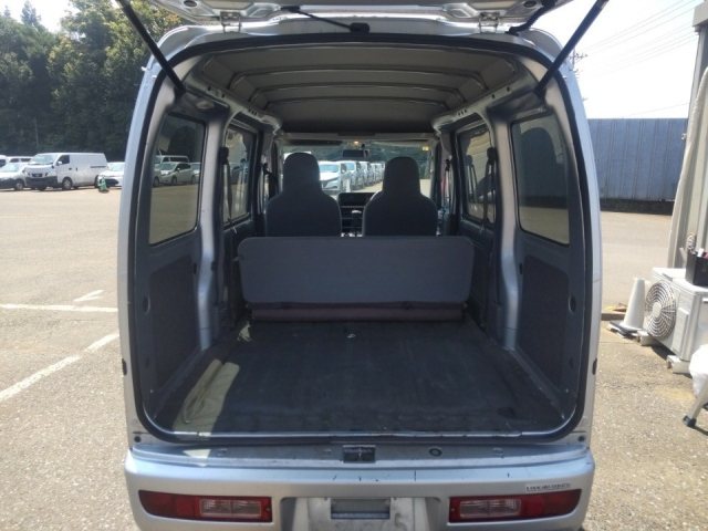 DAIHATSU HIJET VAN 2015
