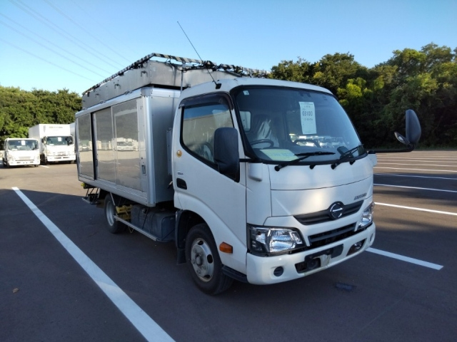 HINO DUTRO 2016