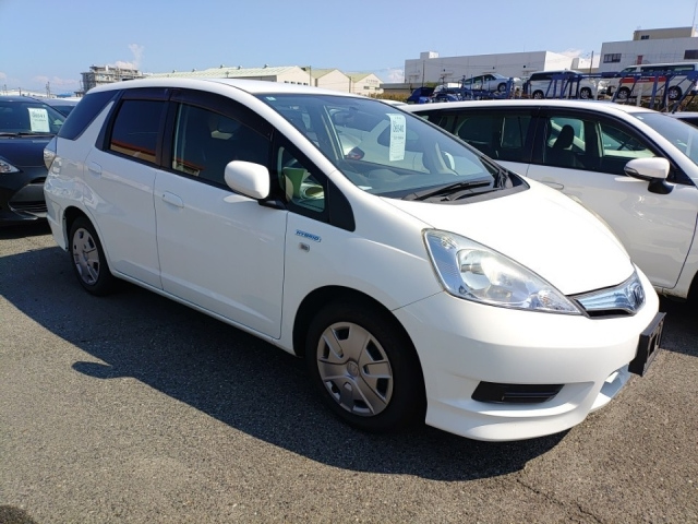 HONDA FIT SHUTTLE 2014