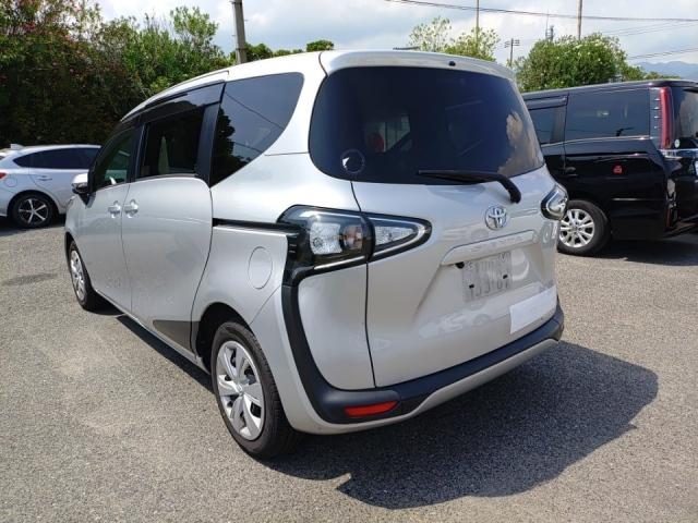 TOYOTA SIENTA 2020