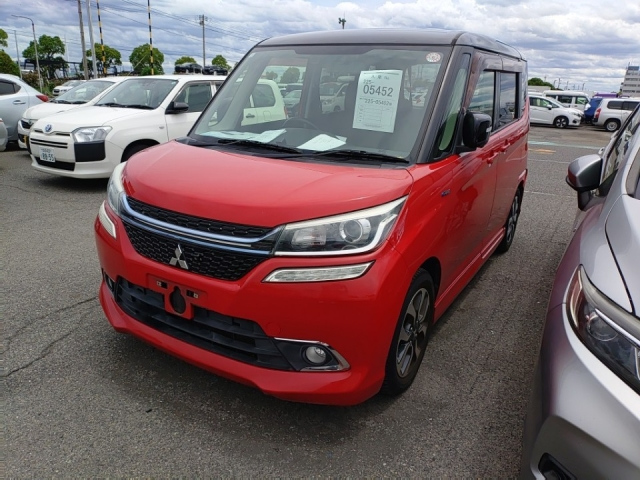 MITSUBISHI DELICA D2 2018