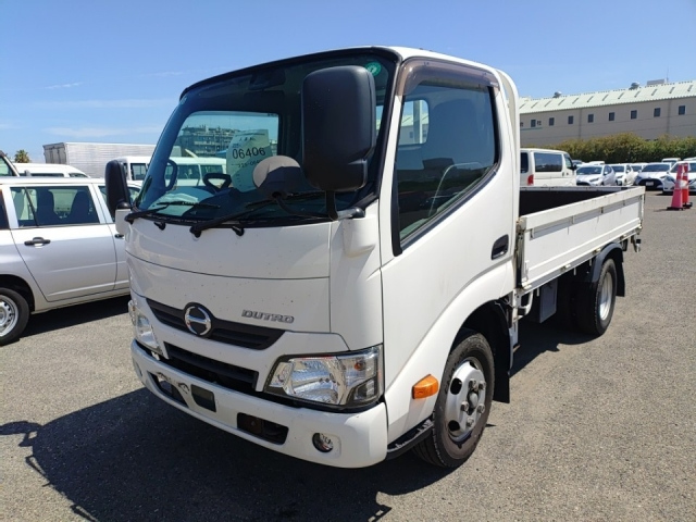 HINO DUTRO 2017