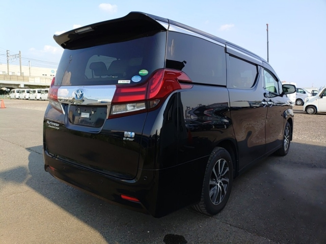 TOYOTA ALPHARD 2017