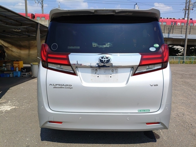 TOYOTA ALPHARD 2015