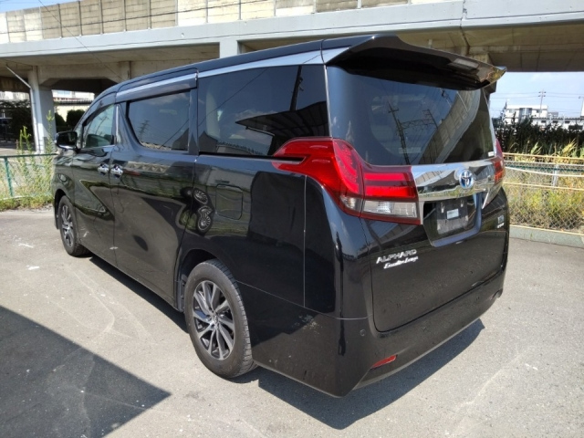 TOYOTA ALPHARD 2016