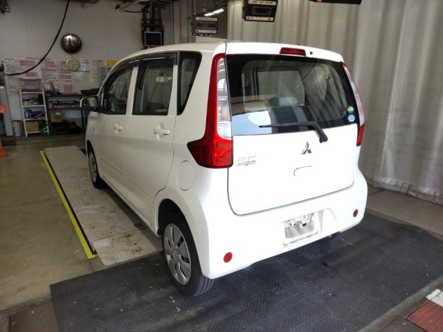 MITSUBISHI EK WAGON 2014