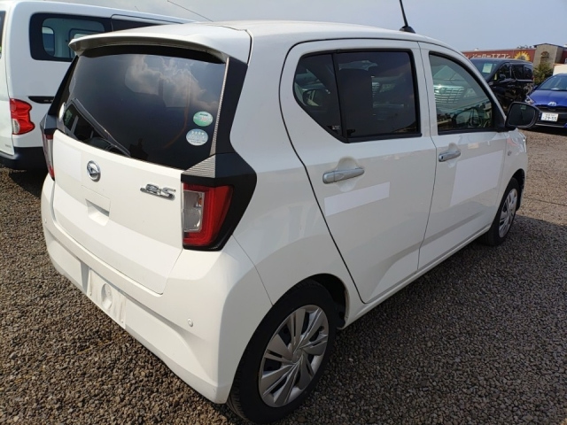 DAIHATSU MIRA E S 2020