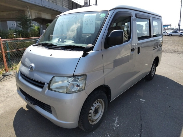 TOYOTA TOWN ACE VAN 2013