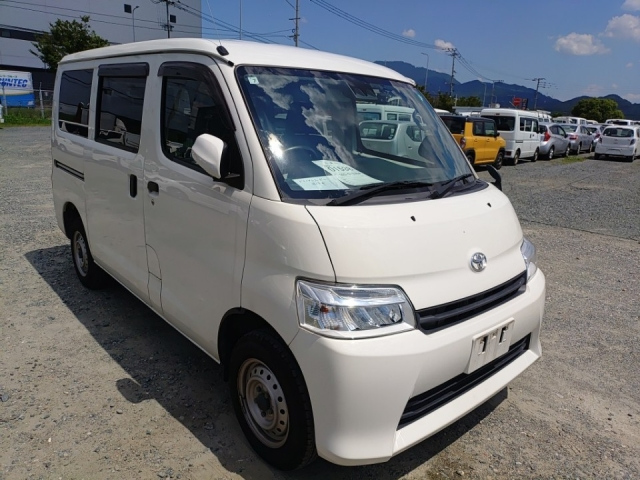 TOYOTA TOWN ACE VAN 2022