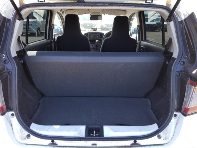 DAIHATSU MIRA E S 2020