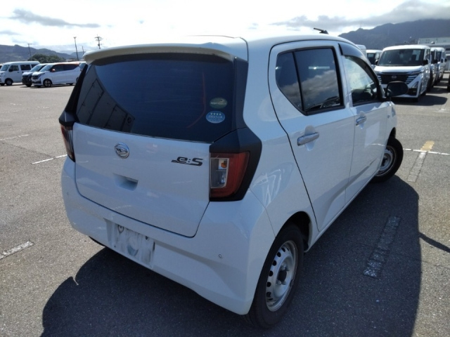DAIHATSU MIRA E S 2020