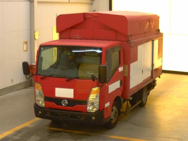 NISSAN ATLAS 2012