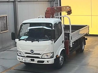 Заказать HINO DUTRO