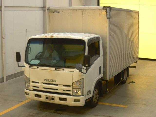 ISUZU ELF 2010