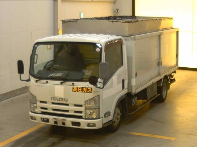 ISUZU ELF 2011