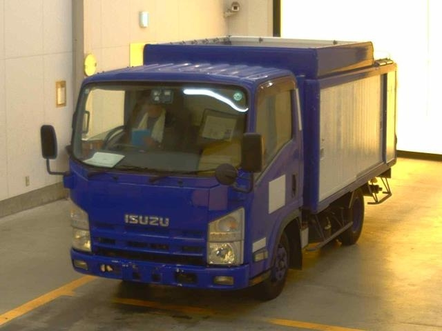 ISUZU ELF 2011