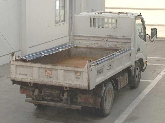 HINO DUTRO 2010